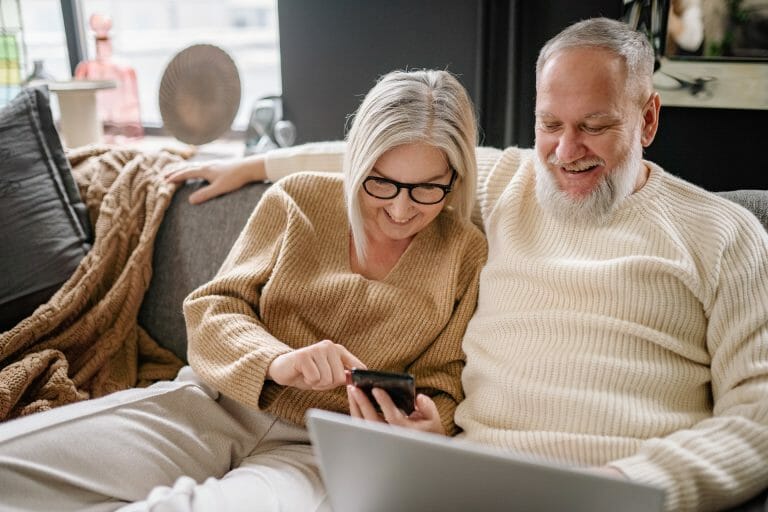 It’s the Little Things: How to Keep Your Marriage Strong and Stay Out of the Divorce Courts